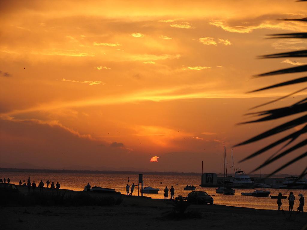 Apartamentos Tesy La Manga del Mar Menor Buitenkant foto